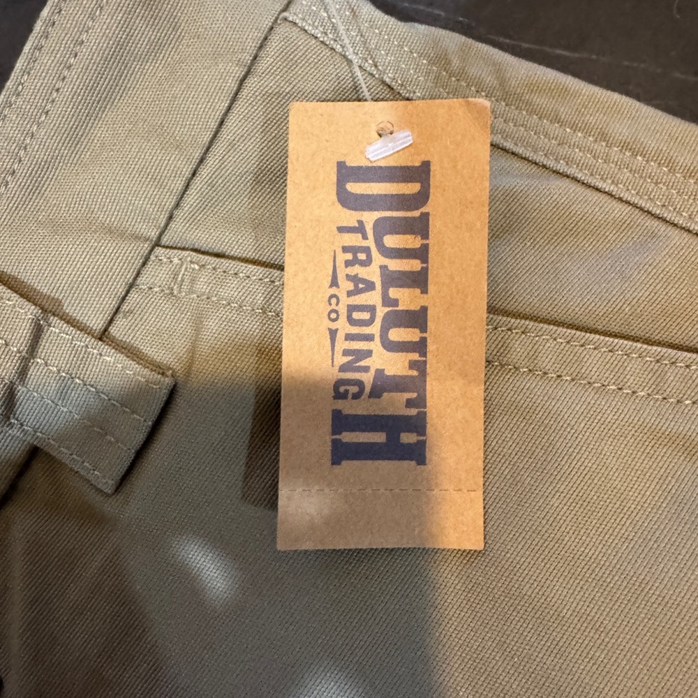 Duluth Trading Co Tan Cargo Shorts - Picture 4 of 7